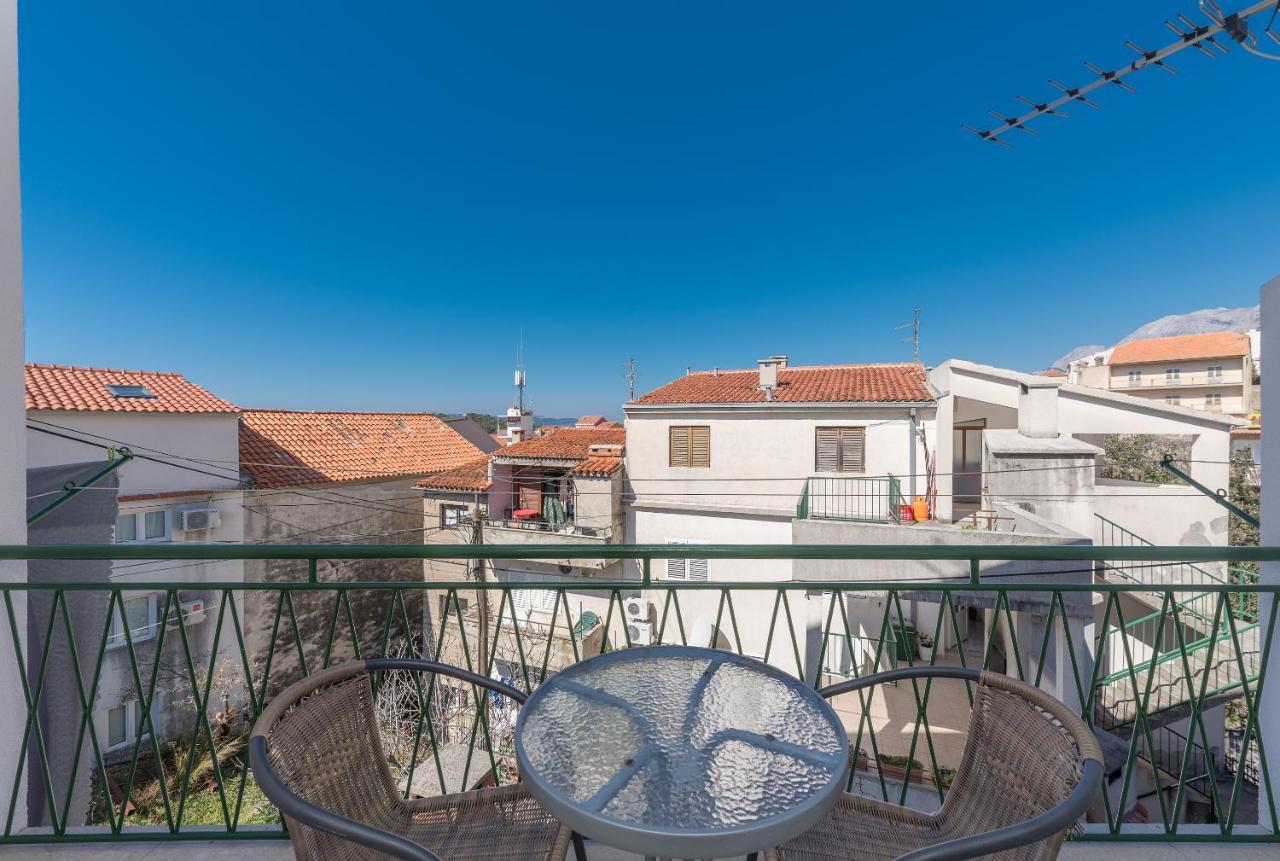Apartments Dalmato Макарска Экстерьер фото